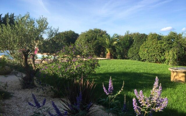 House With 3 Bedrooms in Saint-nazaire-d'aude, With Private Pool, Encl