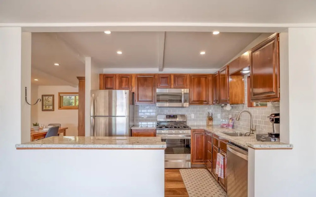 Regatta Park Lake House