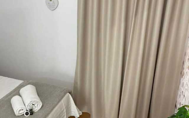 Ortigia 26 (Adults Only)