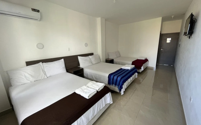 Mare S&M Hostal