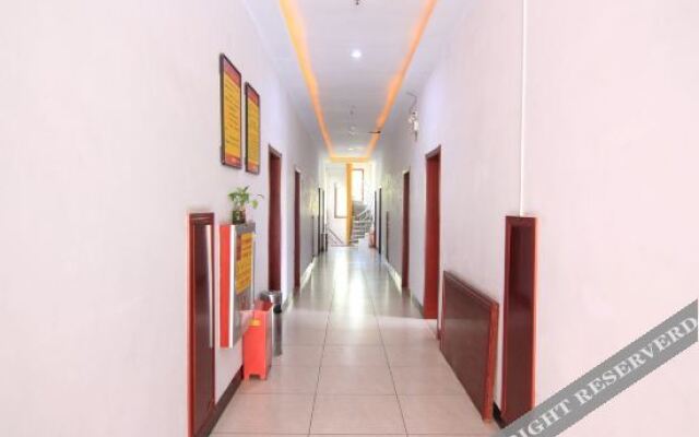 Xiaxian Honghaiwan Business Leisure Hotel