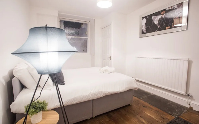 Short Stay Bristol - Pembroke Apartment