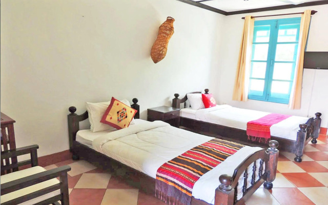 Mad Monkey Luang Prabang