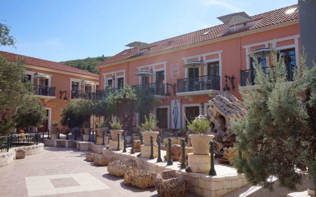 Balhambra Suites - Adults Only