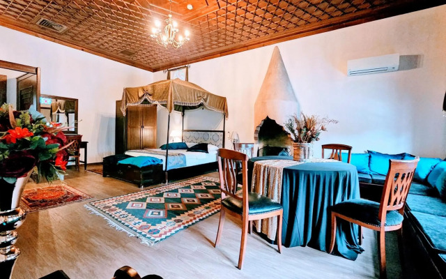 Otanti̇k Club Hotel & Spa