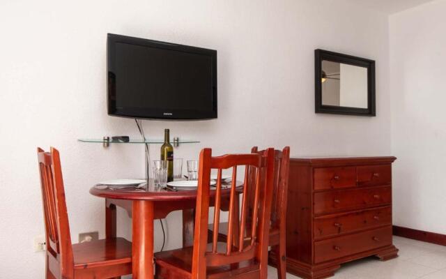 Parque Santiago IV 70 - Studio with sea and pool view