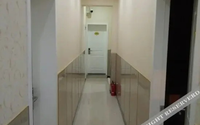Yunhang Hotel