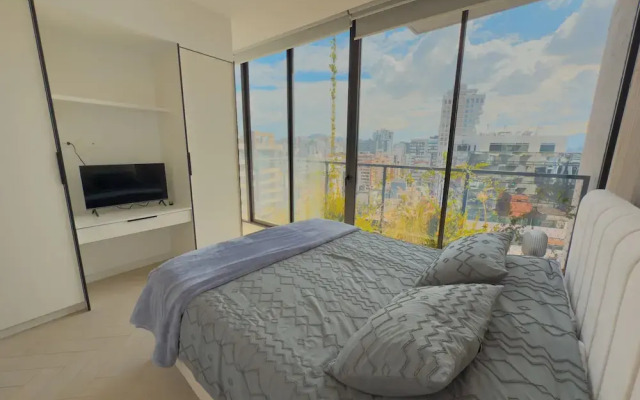 Apartamento en el edificio más alto UIO