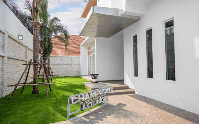 DaVinci Pool Villa Pattaya