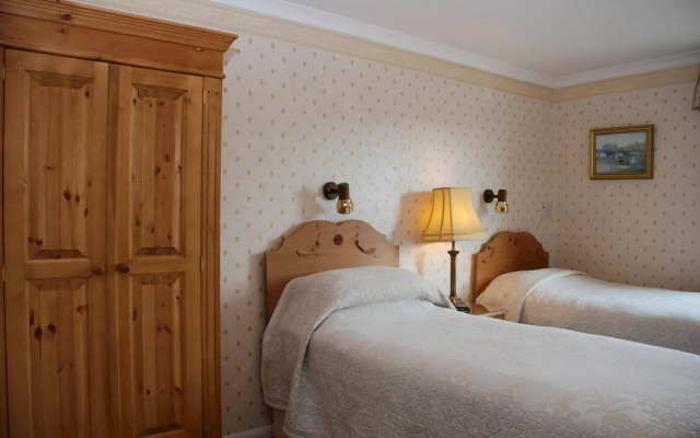 Summerhill Hotel
