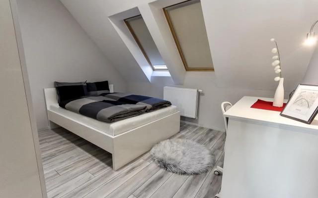 Grey Suites Pecs