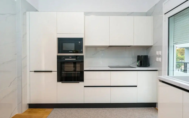 Luxurious Stylish 2 Bd Villa in Voula