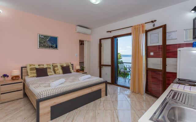 Verica - 15 m From Beach - SA3