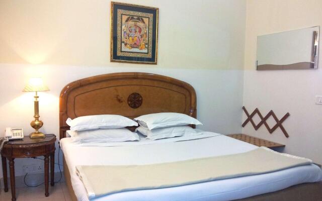 Bajaj Indian Home Stay