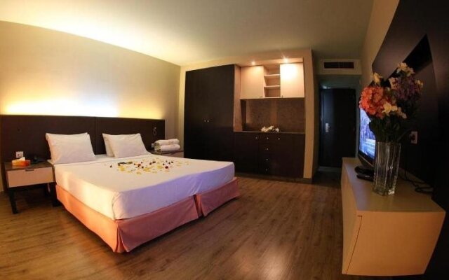 Castel Mare Beach Hotel & Resort