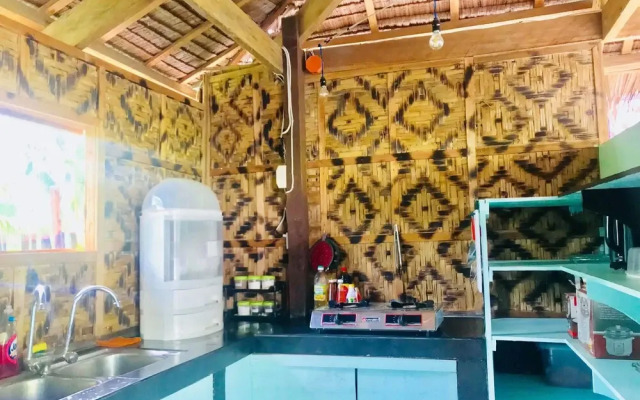 Ilakai Hostel - Adults Only