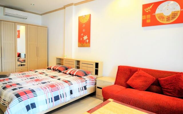 Baan Suan Lalana Te Ground Floor Studio Apartment Jomtien
