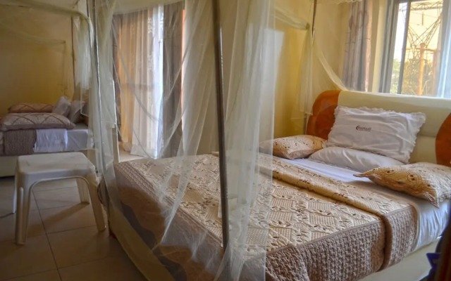 Moonlight Hotel-Namanve