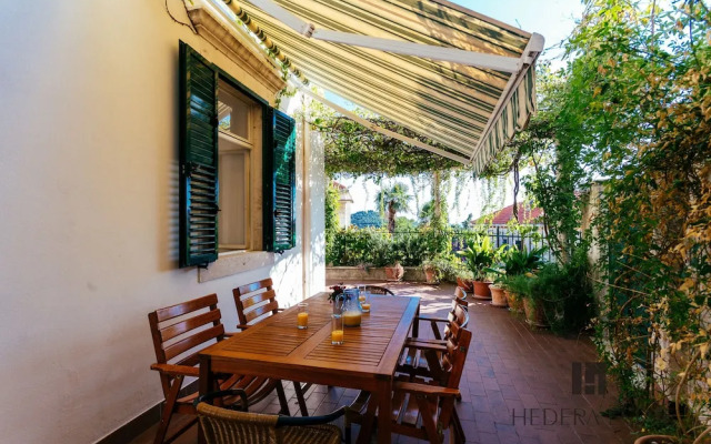 Hedera Estate, Hedera A27