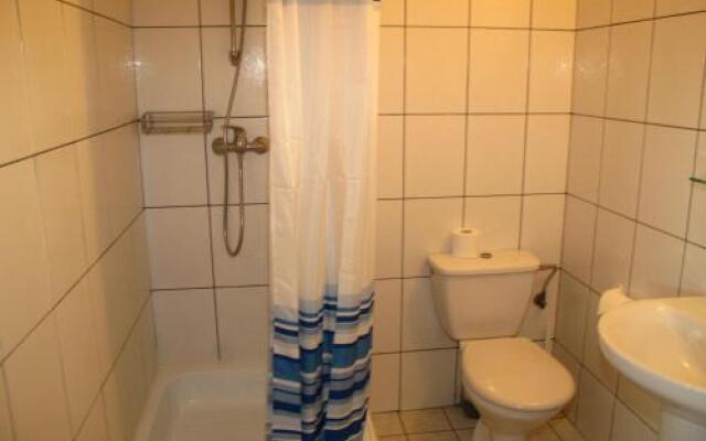 Korona Hotelik