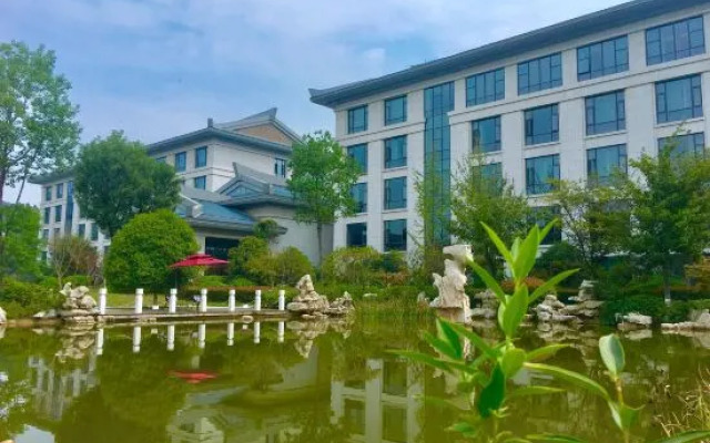 Xiaolangdi Zhongzhou International Hotel