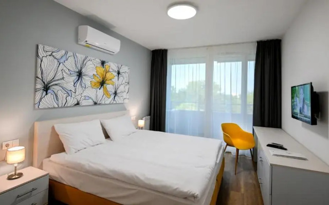 Lelle Hotel
