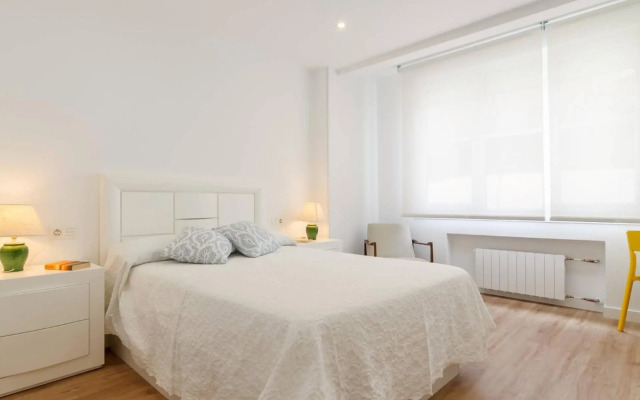 Urban Class apartament by the urban hosts