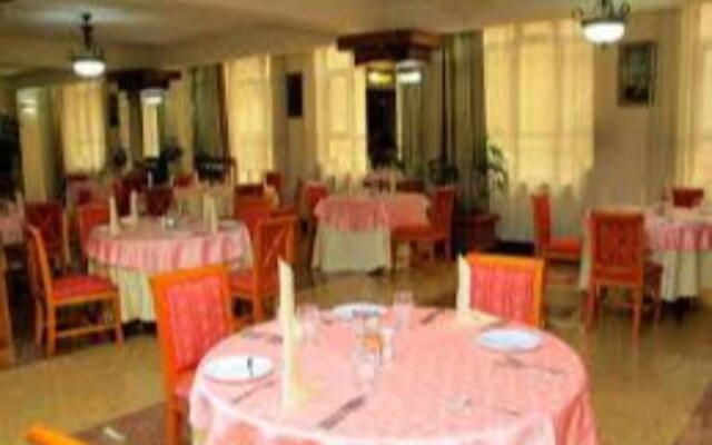 Axum Hotel Addis