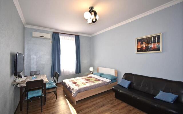 Apartment near Sasundci Davit Metro Station