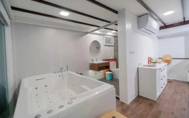 Villa Nirvana, Hua Hin