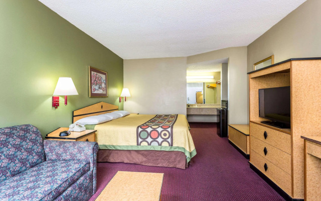 Super 8 by Wyndham Atlanta Northeast GA