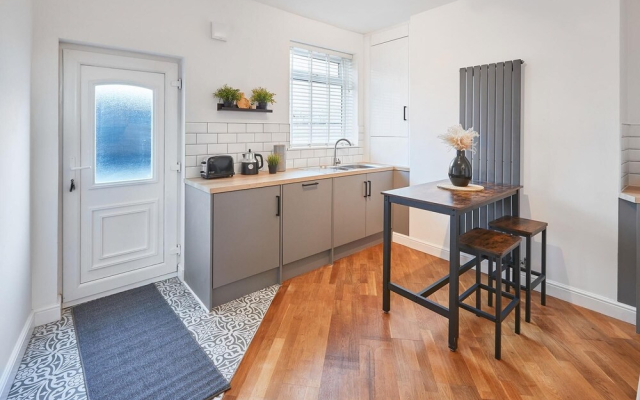 Host Stay The Angled Quay