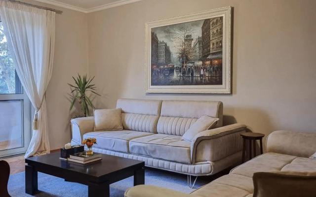 Tirana Center Cozy Apartment