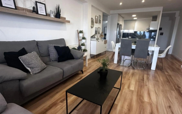 Apartamento con piscina en el centro de Sanxenxo