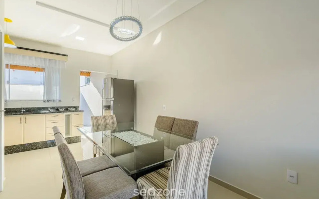 House With 2 Suites and Barbecue Lrm0226