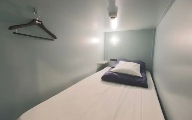 E10HOSTEL