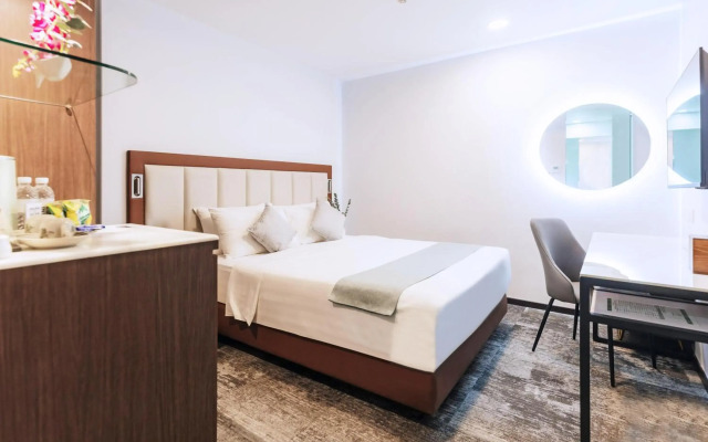 Santa Grand Hotel East Coast, a NuVe Group Collection