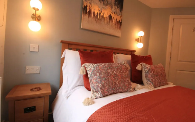 Streamside Apartments