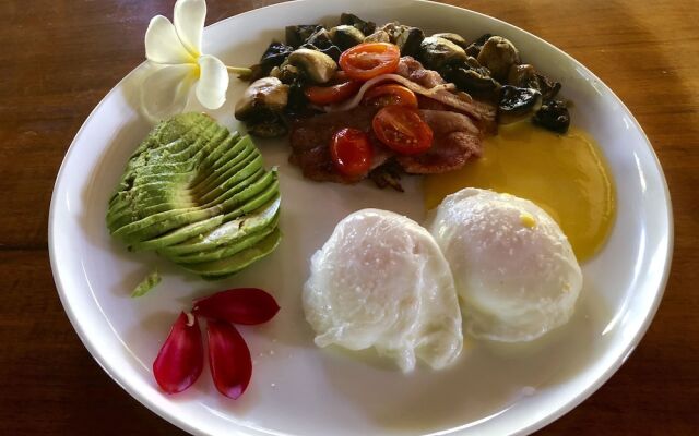 Daintree Manor Bed & Breakfast