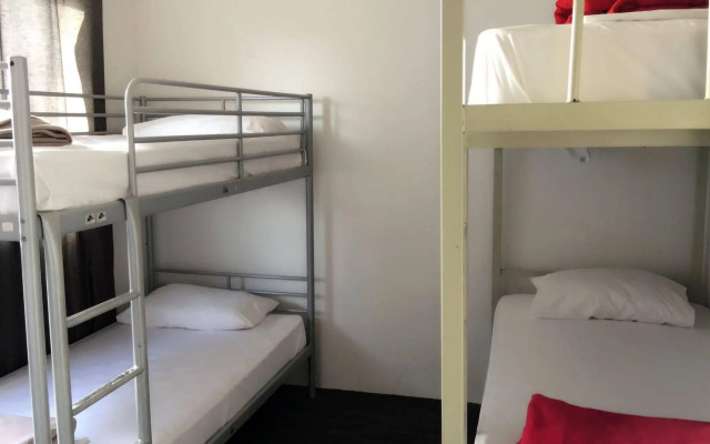 Gold Coast Backpackers - Hostel