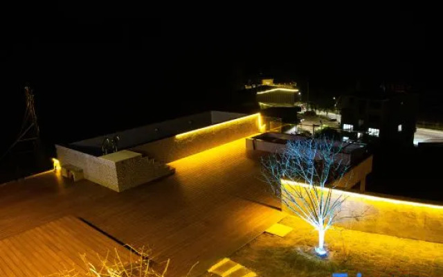 Yungu Mountain Villa