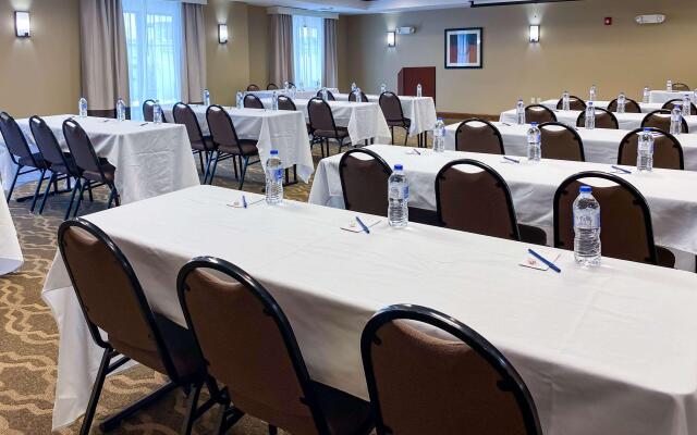 Comfort Suites Oshkosh