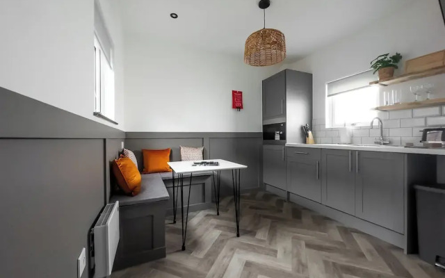 Goodstay Lodges by Urban Space