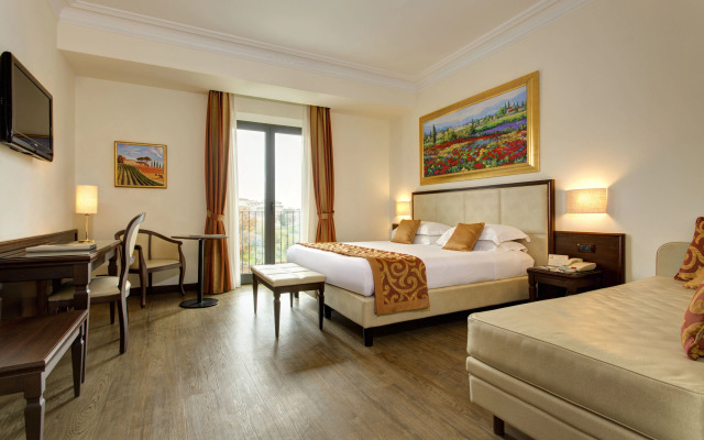 Hotel Athena
