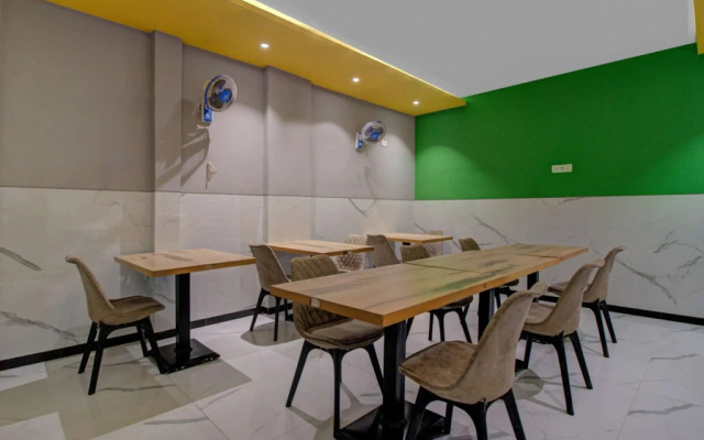 Prime Grand Hotel by OYO