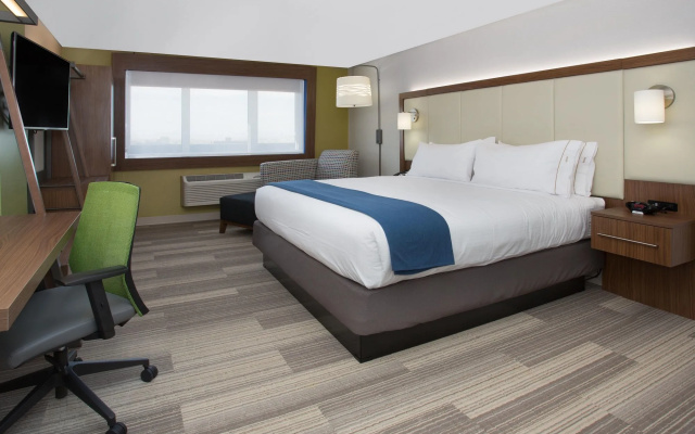Holiday Inn Express & Suites Decatur by IHG