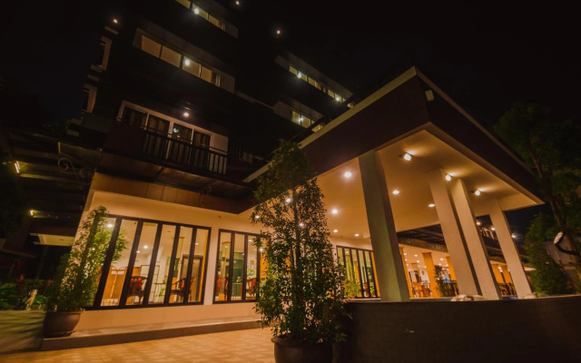 TH Beach Hotel