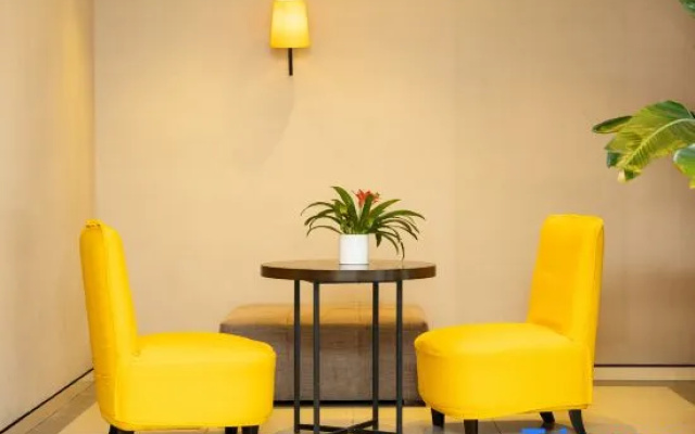 Homeinn Plus Hotel (Chengdu Taikoo Li Chunxi Road 339)