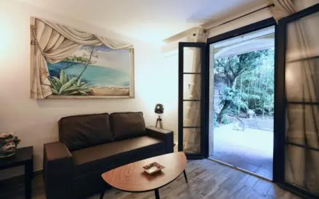 Saint Tropez centre. Suite les Canoubiers pour 4