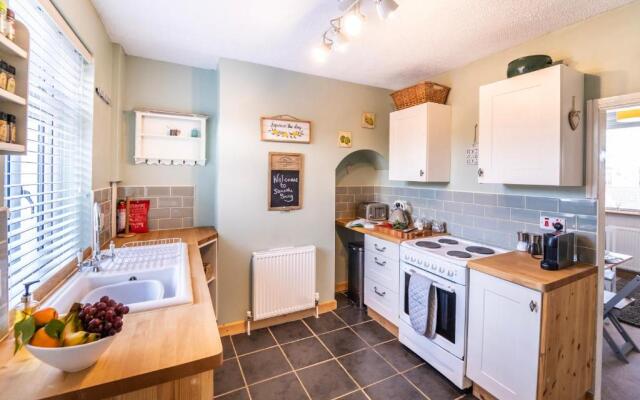 Seaside Snug – 2 bedroom home